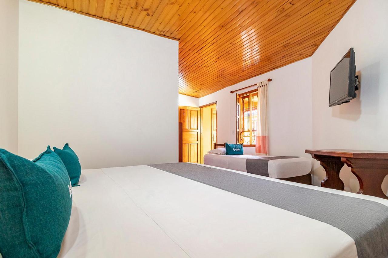 Ayenda Hotel Casona Santa Rosa Chía Extérieur photo